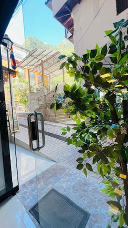 外观. Avraham 酒店