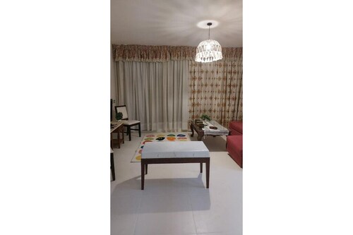 Big Apartment Swimmable Lakefrnt