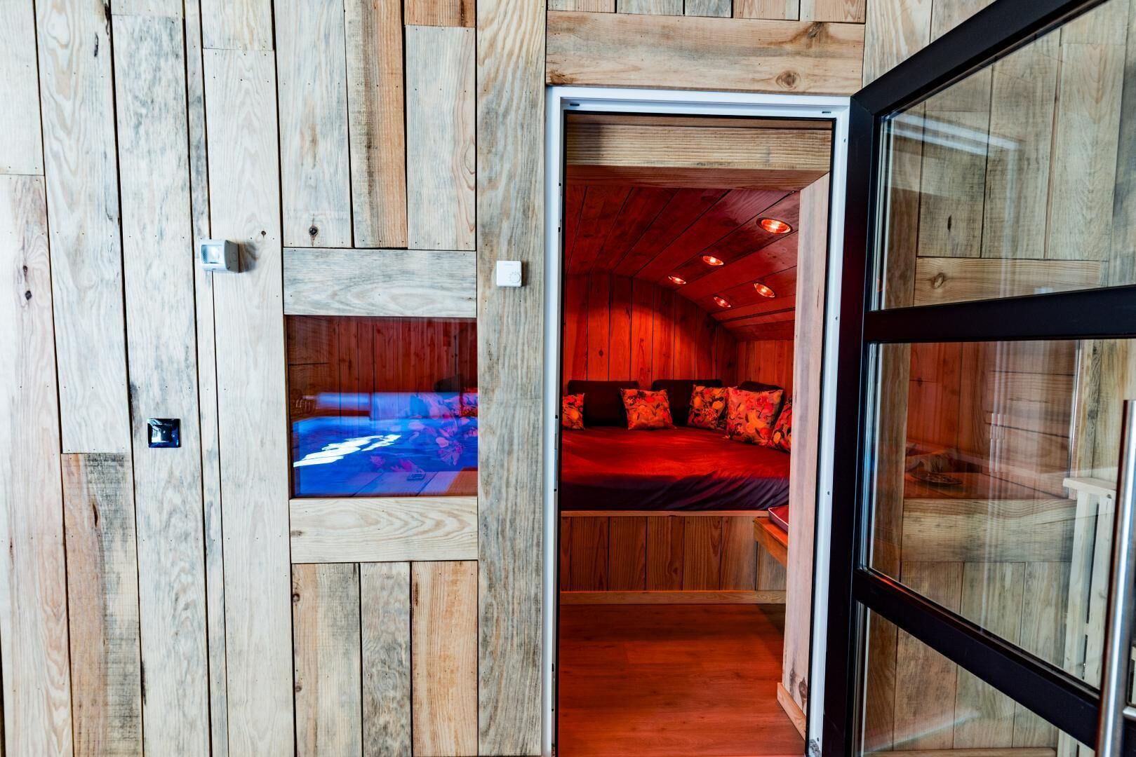 9 soverom og internettilgang