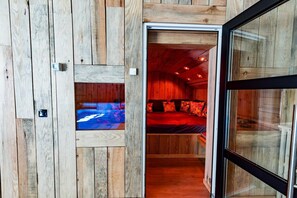 9 Schlafzimmer, Internetzugang