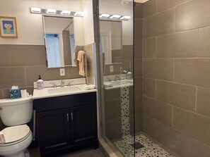 Shower, hair dryer, towels, soap - On top , Best location ever fifth ave. (San Diego)
