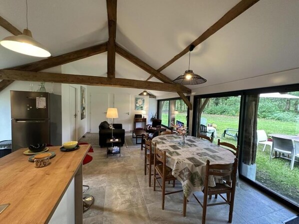 Dining - Gîte du Caché - LABRIT - Gîte (LABRIT)