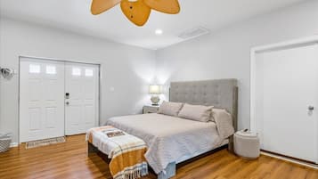 1 habitación, tabla de planchar con plancha, wifi y ropa de cama