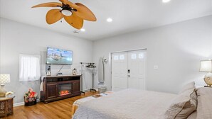 1 habitación, tabla de planchar con plancha, wifi y ropa de cama 