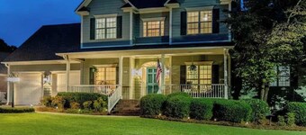 Lakehouse Sleeps 16+ Billiards Golf Kayaking POOL