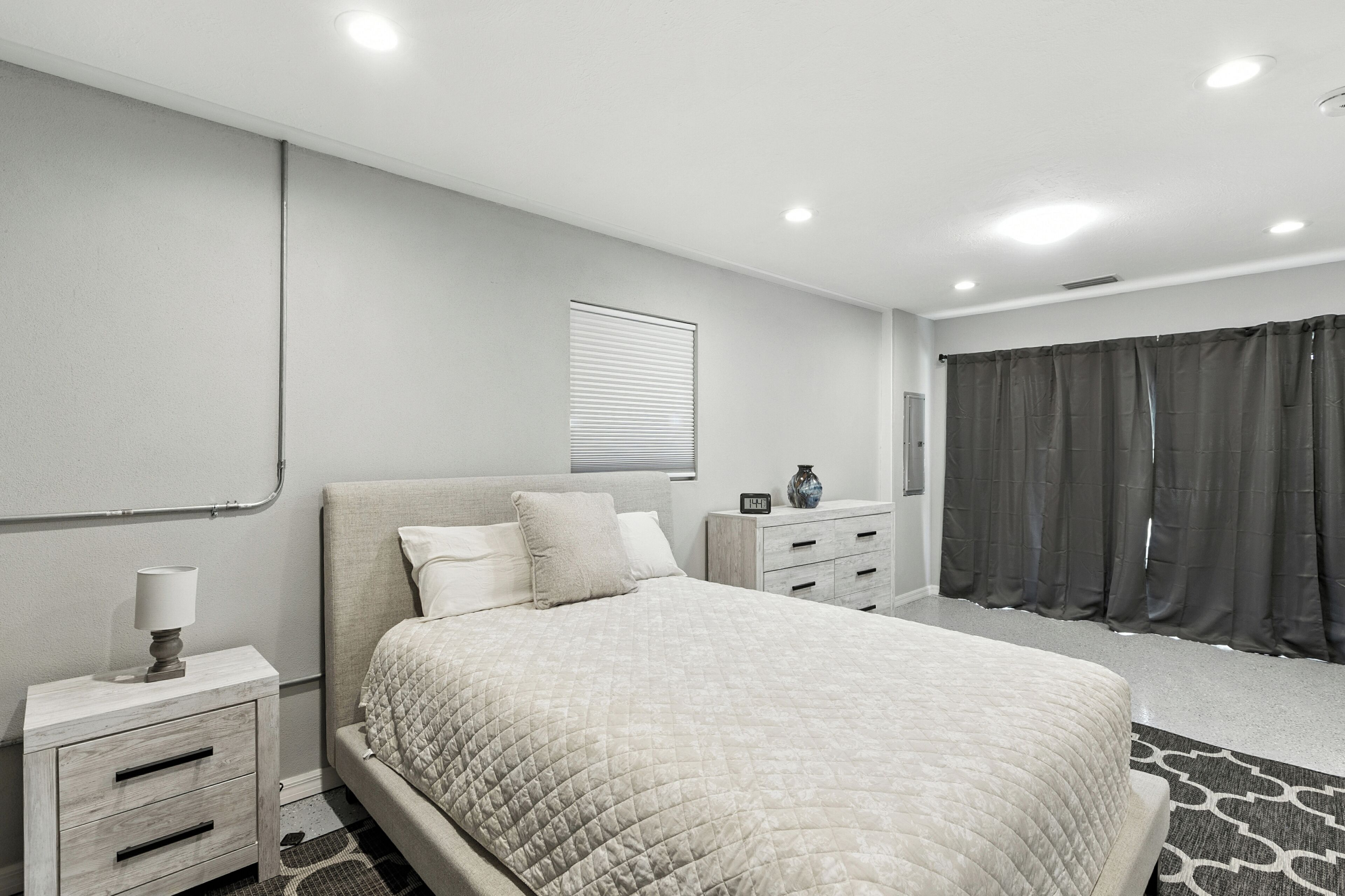 Apartment, Non Smoking, Private Pool | Iron/ironing board