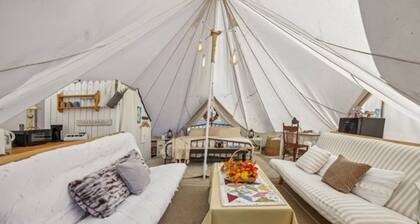Luxurious Fall Camping near Hiking Trails Wine Tours Mountain Views