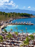 Private beach, white sand, beach bar