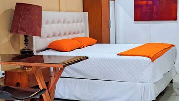 1 bedroom, internet, bed sheets