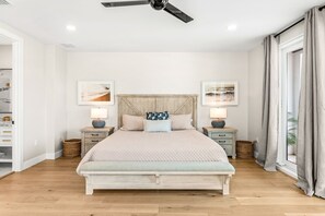 8 bedrooms, desk, iron/ironing board, free WiFi