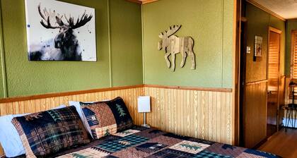 Maple Grove Lodging