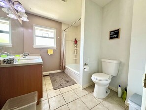 Toallas y papel de baño