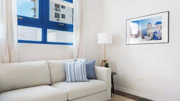 Room, 1 King Bed with Sofa bed, Non Smoking | Iron/ironing board, free WiFi