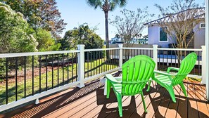 Terrace/patio - Single-Story Home in Gated Maravilla • Walk to Private Beach • Sleeps 9 (Miramar Beach)