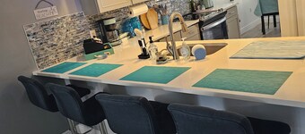 2BR Near Siesta Key Beach Walk to Gulf Gate  Best Location, Walk everywhere