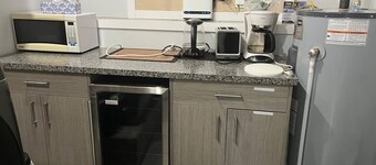Casa Cozy Accomodation Near all shopping centres