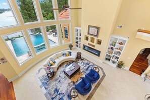 Smart TV, fireplace, books, computer monitors - Oasis@LKN - dock, pool, hot tub, chef-kitchen, firepit, Rec-room, 20min to CLT (Huntersville)