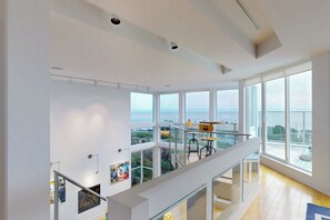 Interior - Seaview Oasis (Victoria)