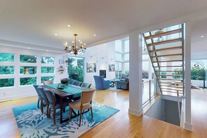 Interior - Seaview Oasis (Victoria)