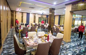 Dining - Immaculate Excellence Luxury Hotel (Owerri)