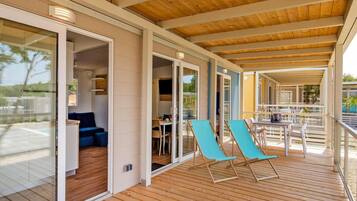 Mobile Home | Balcony