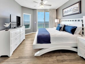 3 bedrooms, iron/ironing board, free WiFi - Wave Watcher - Breathtaking 3 Bedroom Beachfront Condo (Navarre Beach)