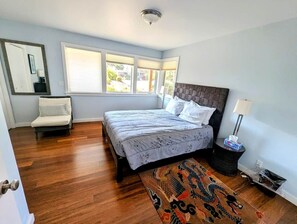 4 bedrooms, iron/ironing board, free WiFi, bed sheets - Bandon Seaside Escape (Bandon)