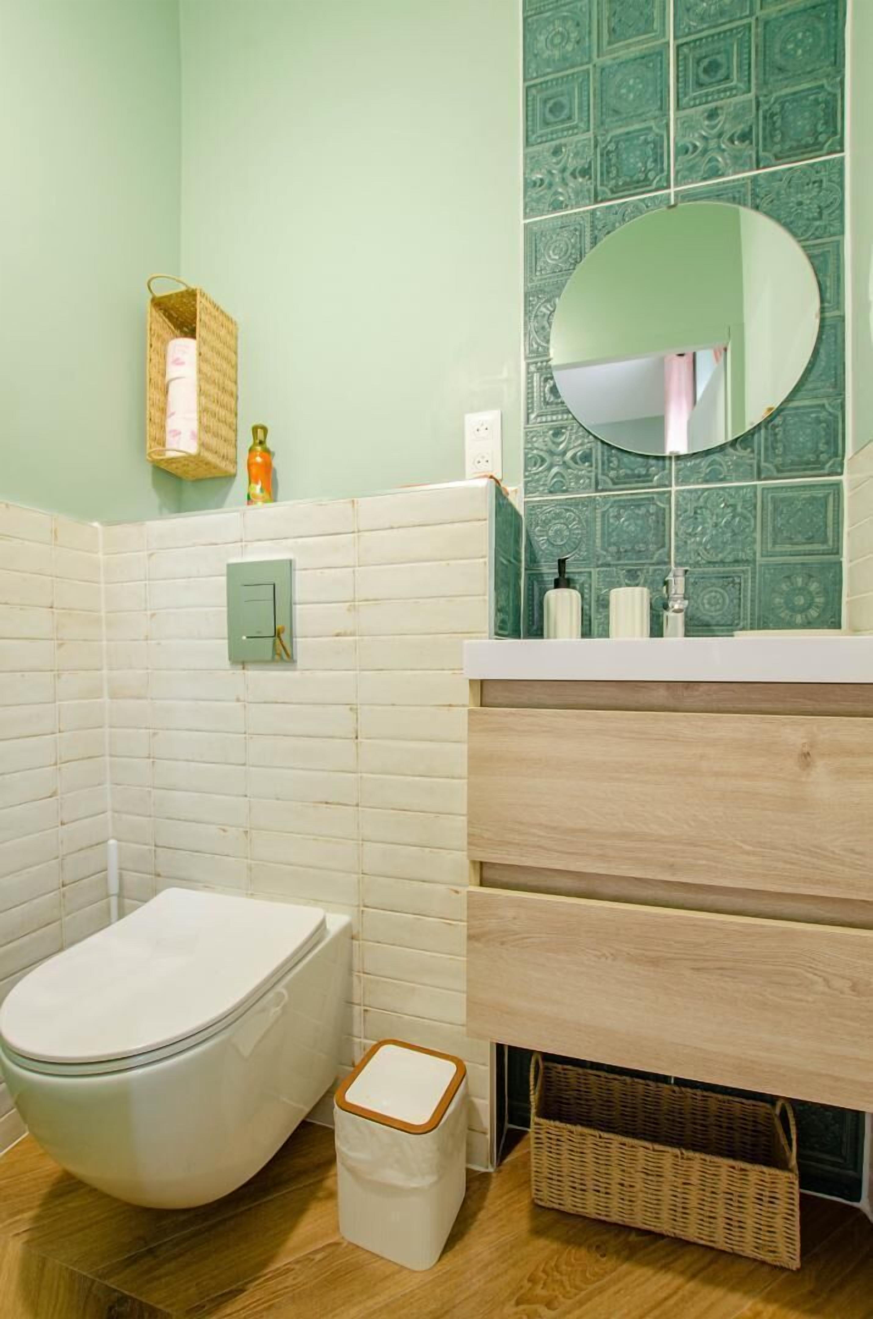 Douche, serviettes fournies