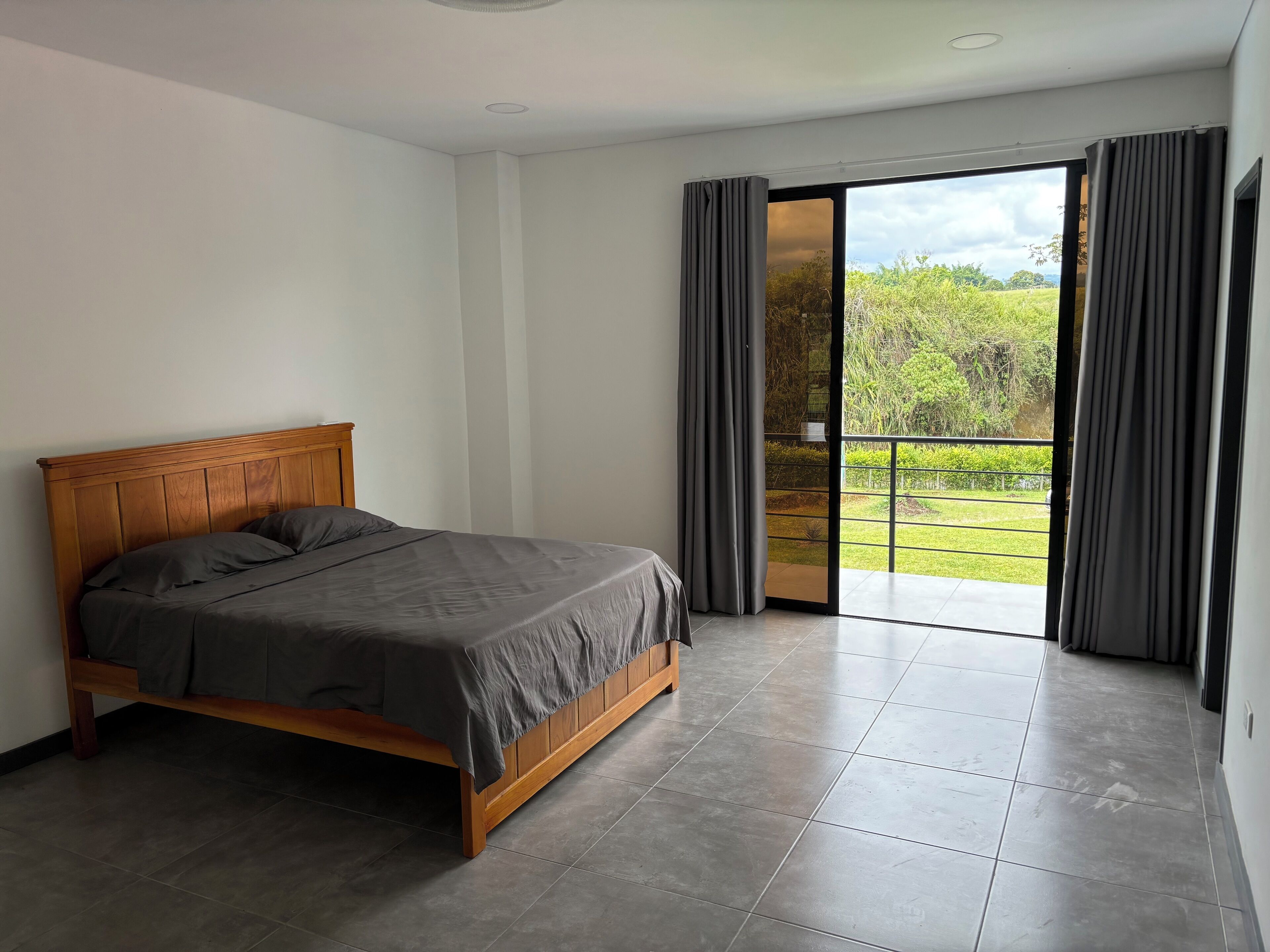 6 Schlafzimmer, Bügeleisen/Bügelbrett, kostenloses WLAN, Bettwäsche