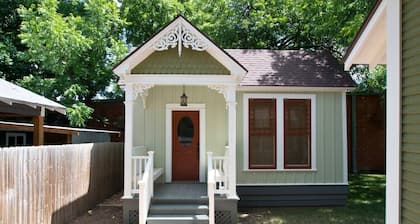 La Casita on Simon. A quaint cottage behind our home in historic Southtown SATX
