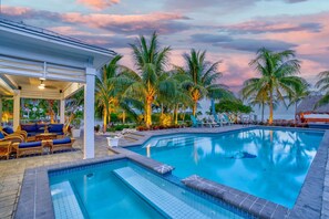 Pool - Paradise Point - Luxury Oceanfront Estate w/ Pool, Dock, Outdoor Kitchen & Family Amenities (Marathon)