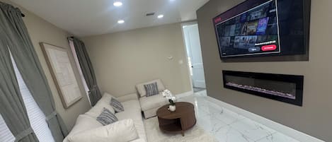 テレビ
