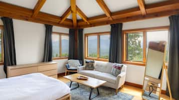 4 habitaciones, tabla de planchar con plancha y cuna de viaje