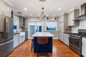 Fridge, microwave, oven, dishwasher