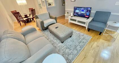 Bright & Premium Charleswood Home