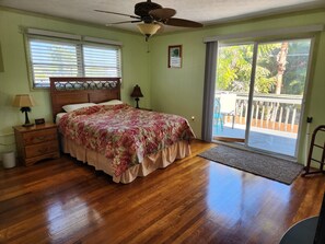 3 Schlafzimmer, Reisekinderbett, kostenloses WLAN, Bettwäsche