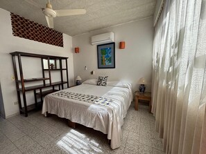 1 chambre, accès Internet, draps fournis