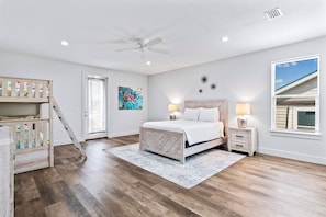 8 chambres, fer et planche à repasser, Wi-Fi gratuit, draps fournis