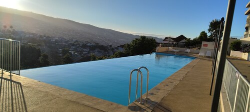 7P-Charming 3-bedroom apartment with AC, fitness room in vibrant Valparaíso