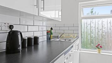 Microwave, oven, dishwasher