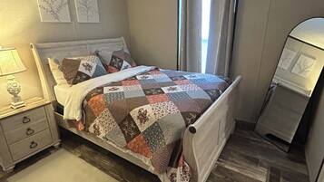 2 quartos, ferros/tábuas de passar roupa, Wi-Fi de cortesia