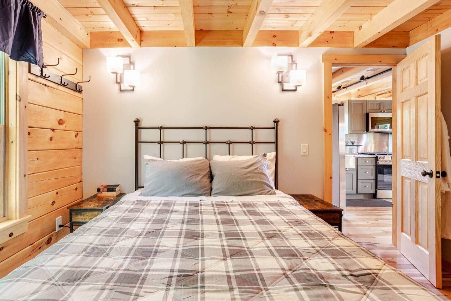 2 quartos, ferros/tábuas de passar roupa, Wi-Fi de cortesia