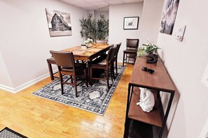 Dining - Downtown ATL | 2BR w/ Views (Atlanta)