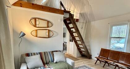 Retro Cottage in Accord