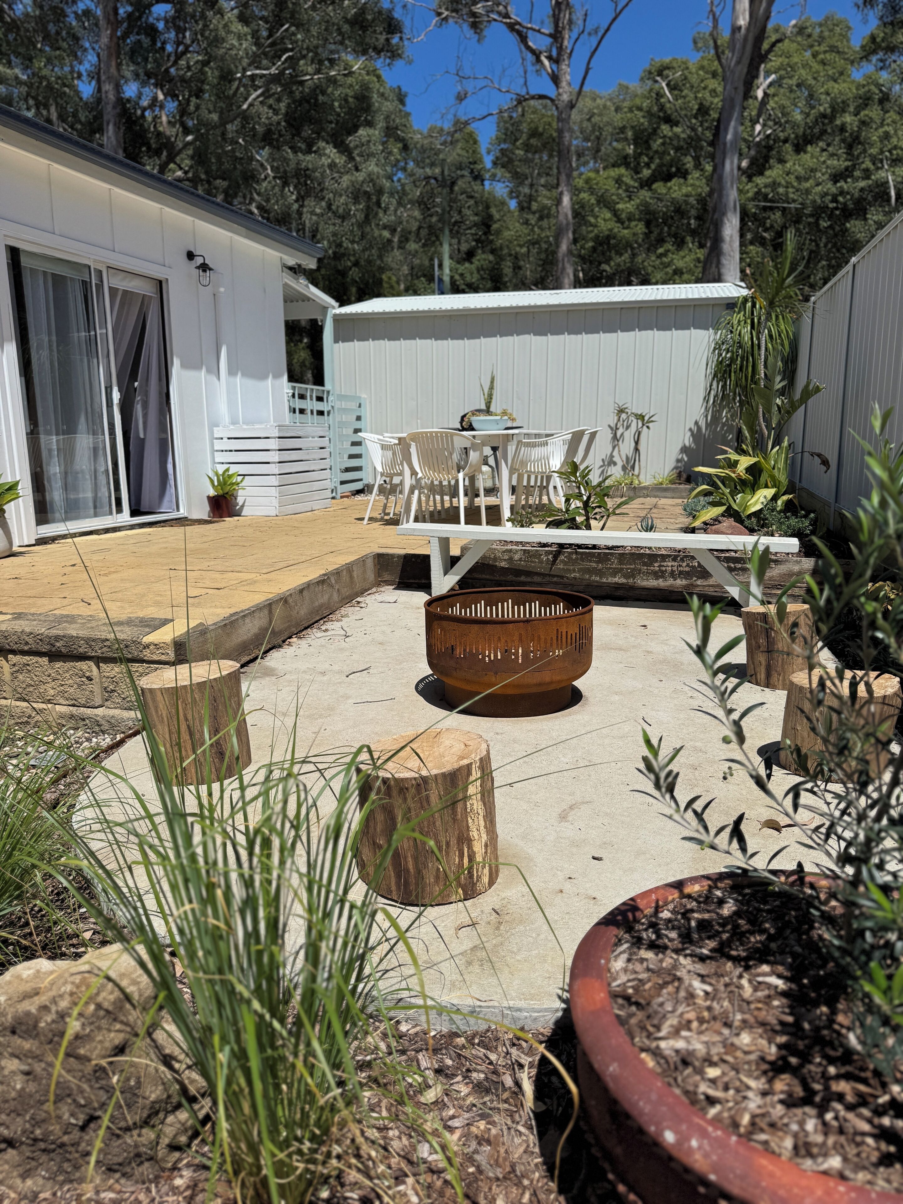 Fire pit, bbq and outdoor seating area.