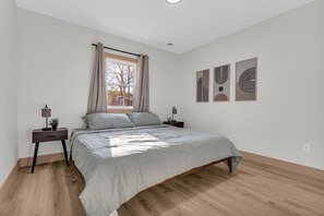 2 bedrooms, WiFi, bed sheets