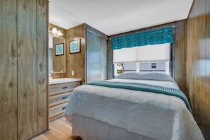 3 Schlafzimmer, Bügeleisen/Bügelbrett, Reisekinderbett, WLAN