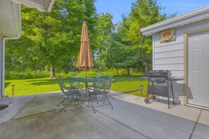 تناول الطعام بالخارج