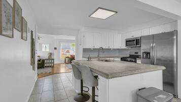 Frigorífic, microones, forn i rentaplats