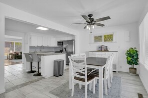 تناول الطعام